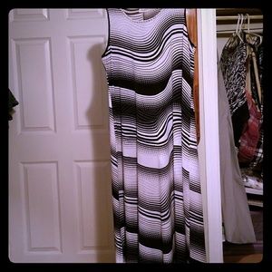 Blank and white sun dress